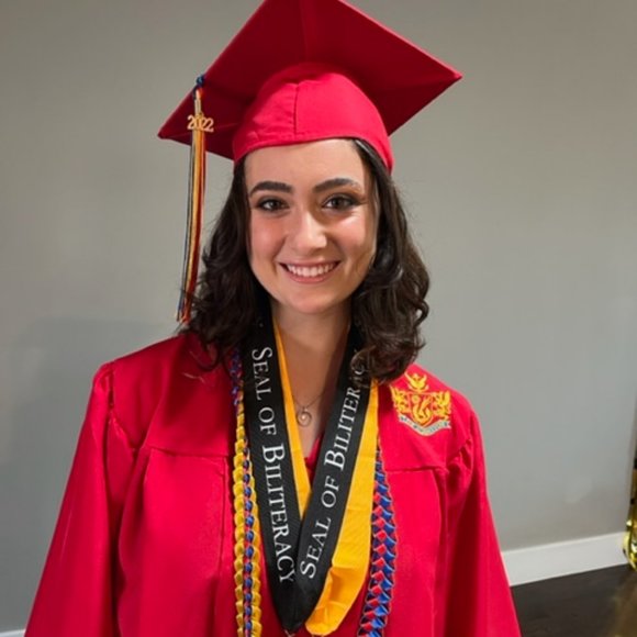 Meet your Posher, Karen - Picture 4 of 5